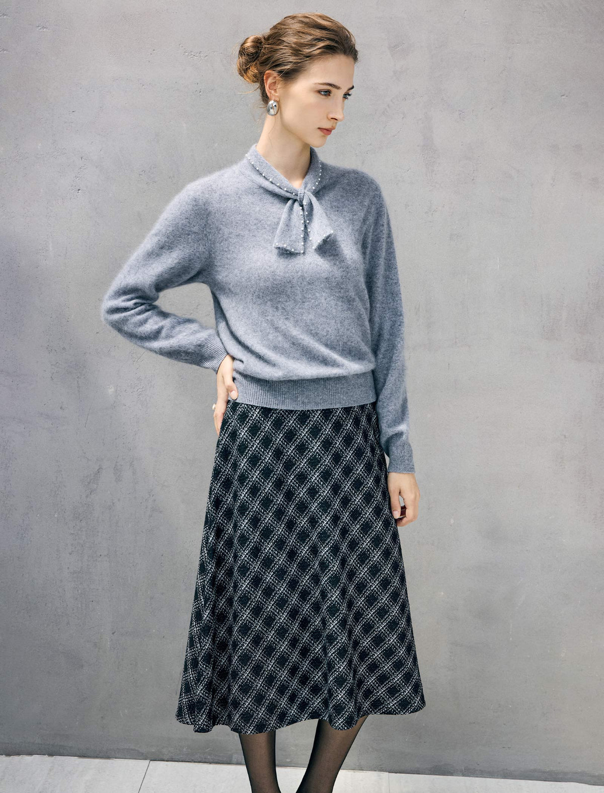 Wool and Mulberry Silk Blend Pearl-Bow Crewneck Sweater