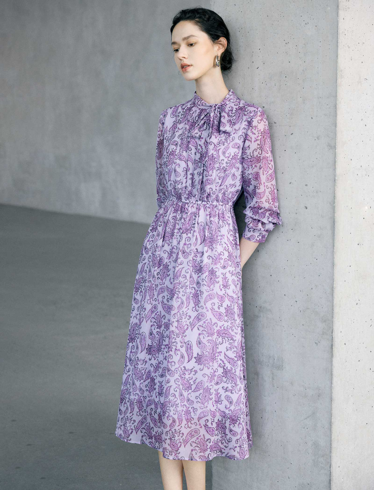 Floral Print Ruffle Neck Long Sleeve Midi Dress