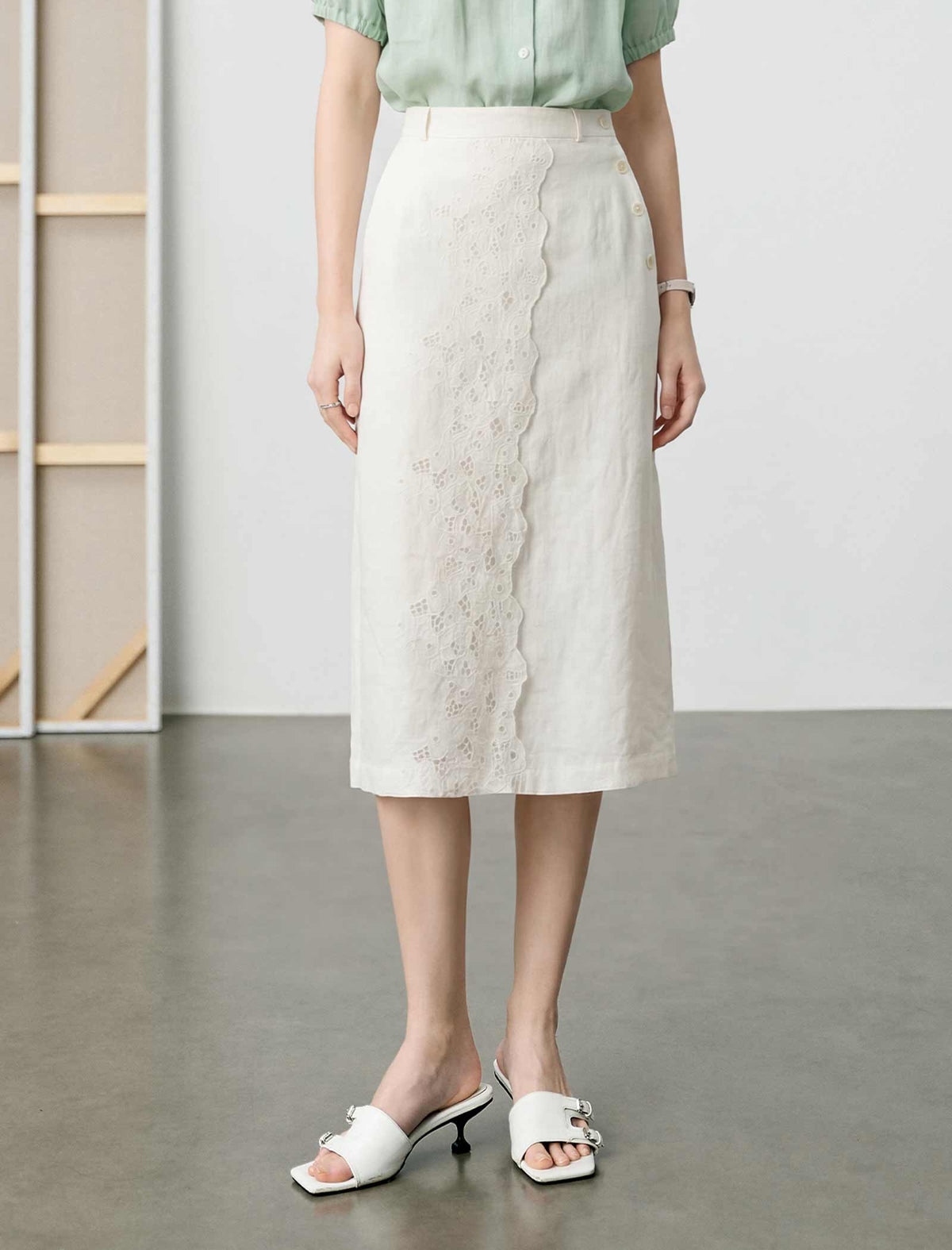 Eyelet Lace Trim High-Waisted Midi Skirt