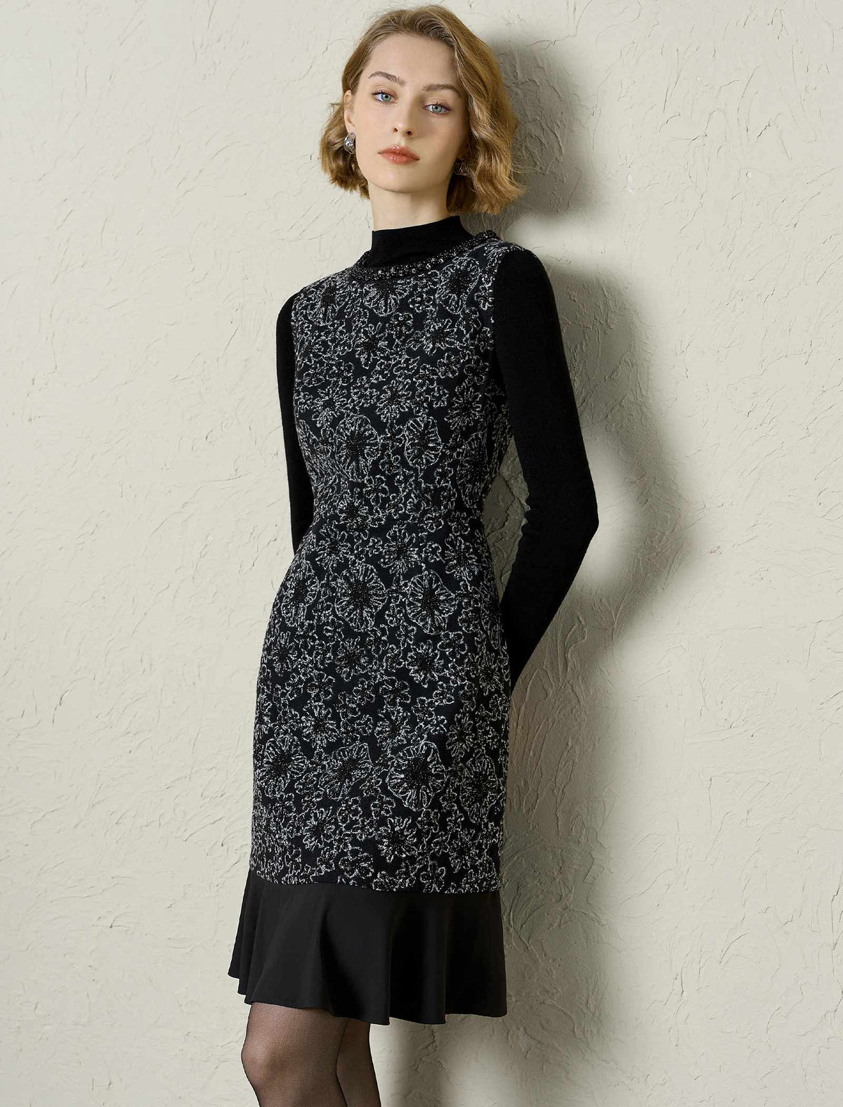 Textured Floral Ruffle Hem Sleeveless Sheath Dress