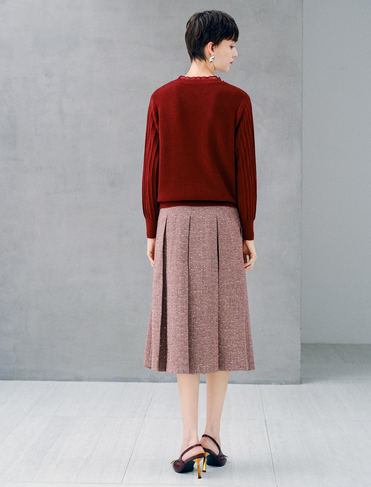Vintage Pearl Trim Tie Neck Knit Top