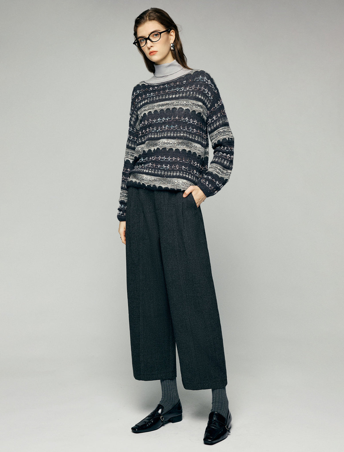 Wool Blend Shimmer Openwork Wave-Trim Crewneck Sweater