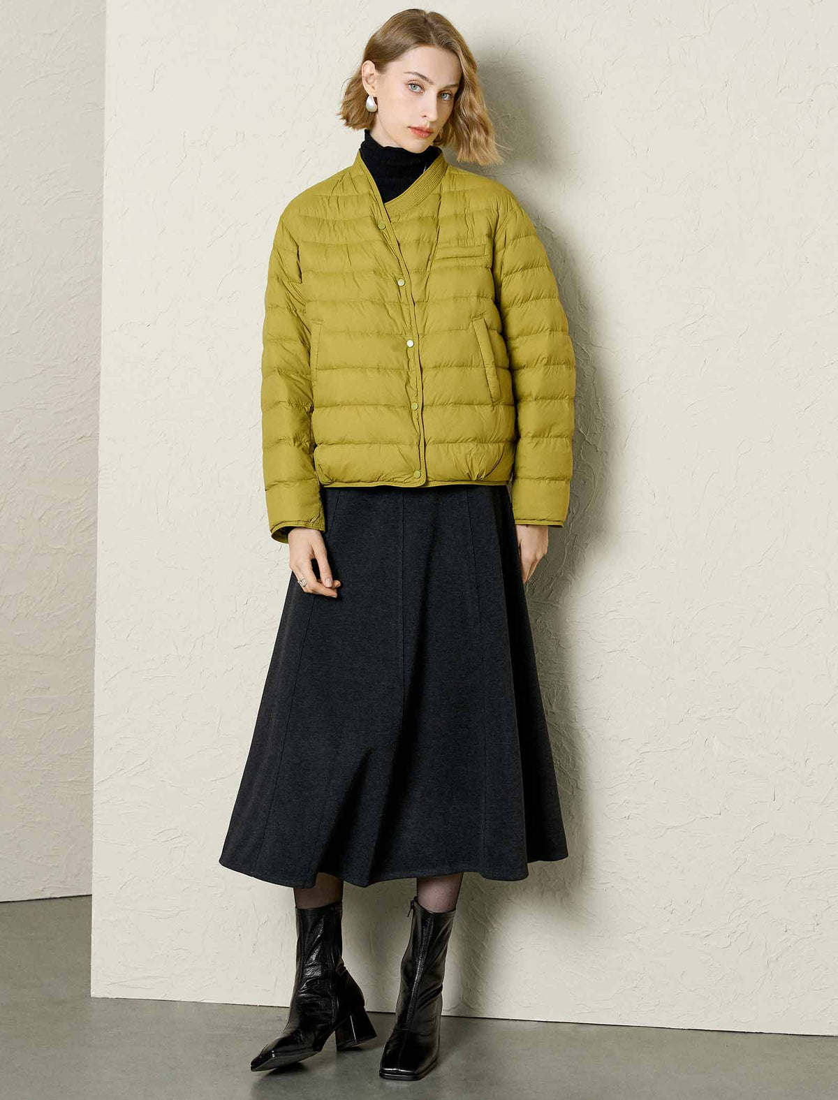 Asymmetric-Collar Cropped Down Jacket