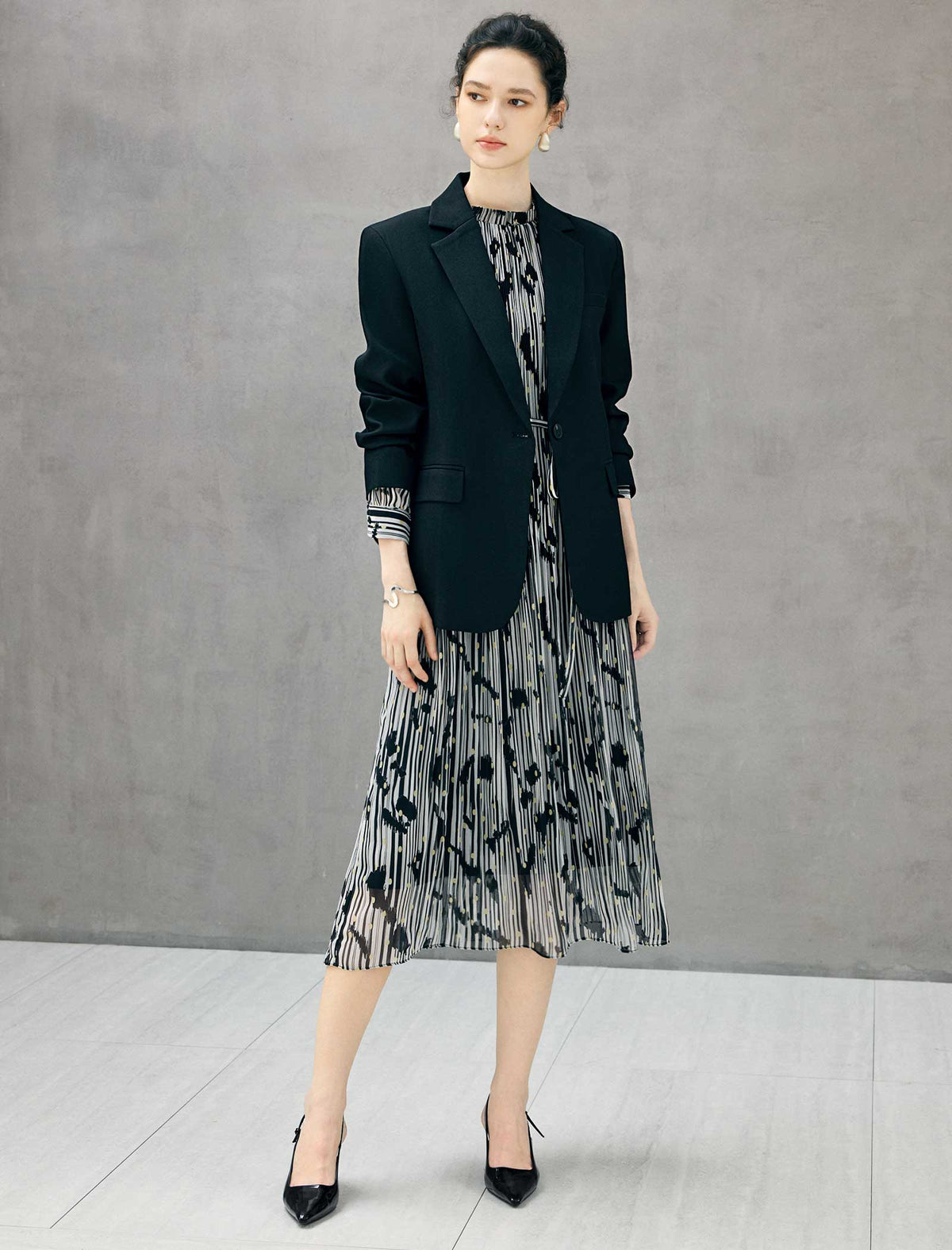 Notched Lapel Single Button Tailored Blazer