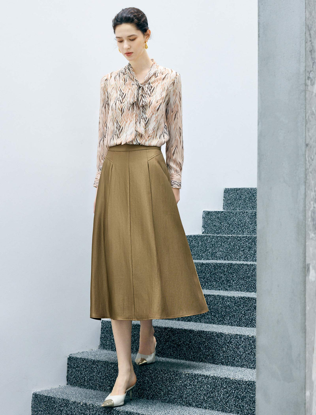 Pleated High Waist A-Line Midi Skirt