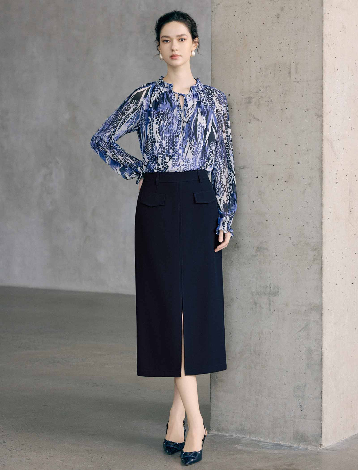 Abstract Floral Print Long Sleeve Office Blouse