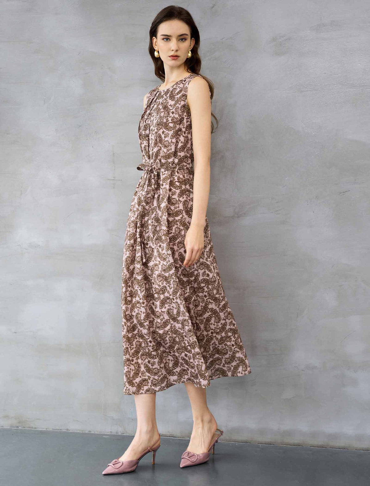 Dusty Pink Paisley Print Sleeveless Midi Dress