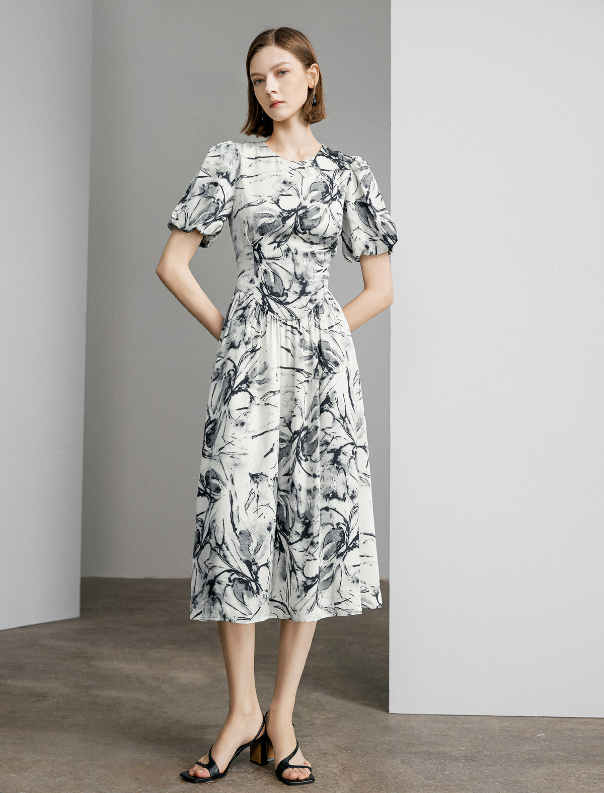 Watercolor Floral Puff Sleeve Midi Dress