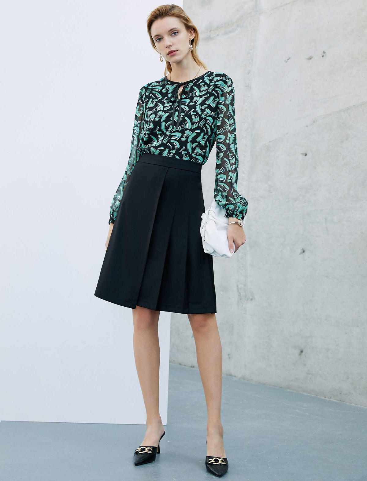 Floral Print Tie-Front Chiffon Top