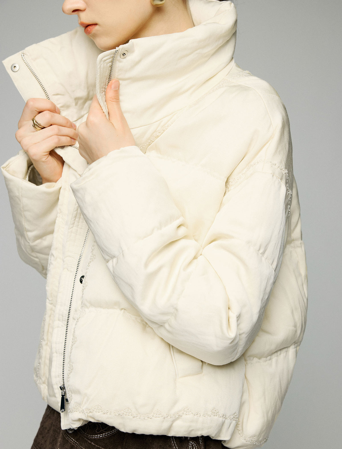 Textured Stand-Collar Zip-Front Cropped Puffer Jacket