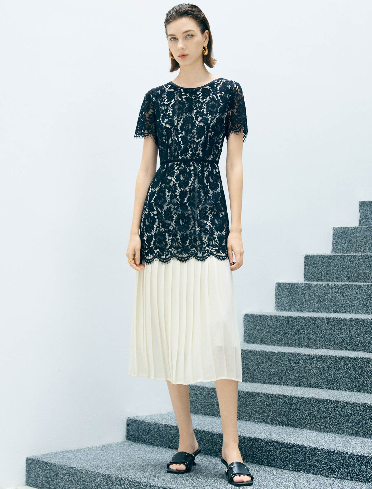 Two-Tone Black Lace Pleated Hem Midi Dress