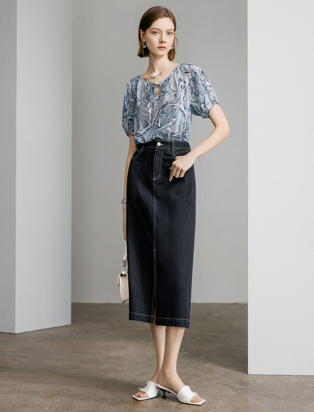 Leaf Print Tie Neck Puff Sleeve Top
