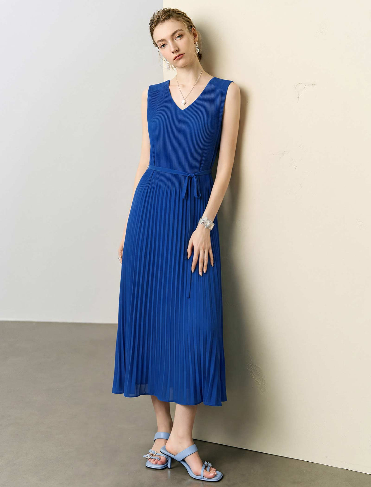 V-Neck Pleated Sleeveless Midi Dress