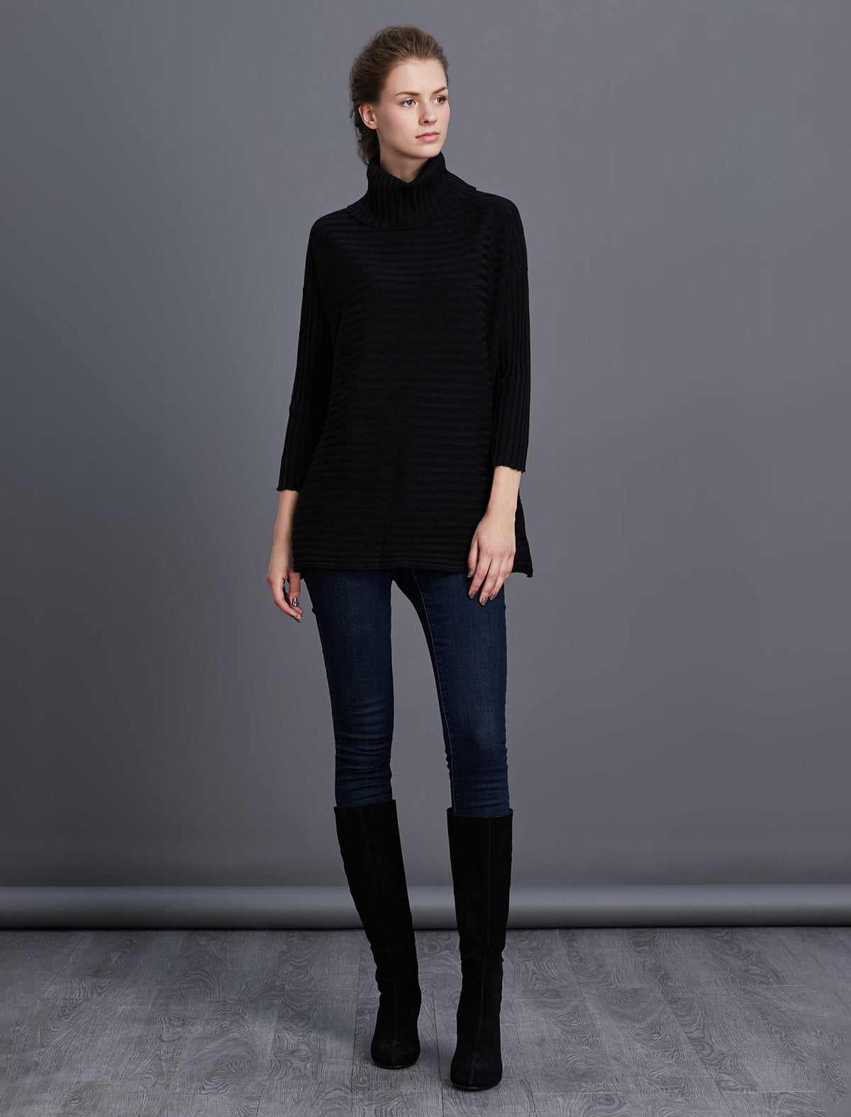 Textured Knit Relaxed Turtleneck Sweater
