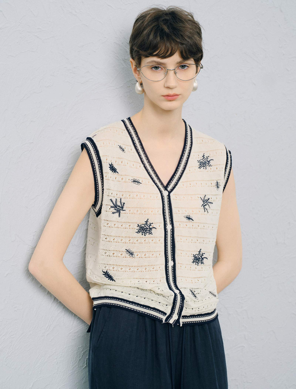 Embroidered Open‑work Knit Vest Cardigan