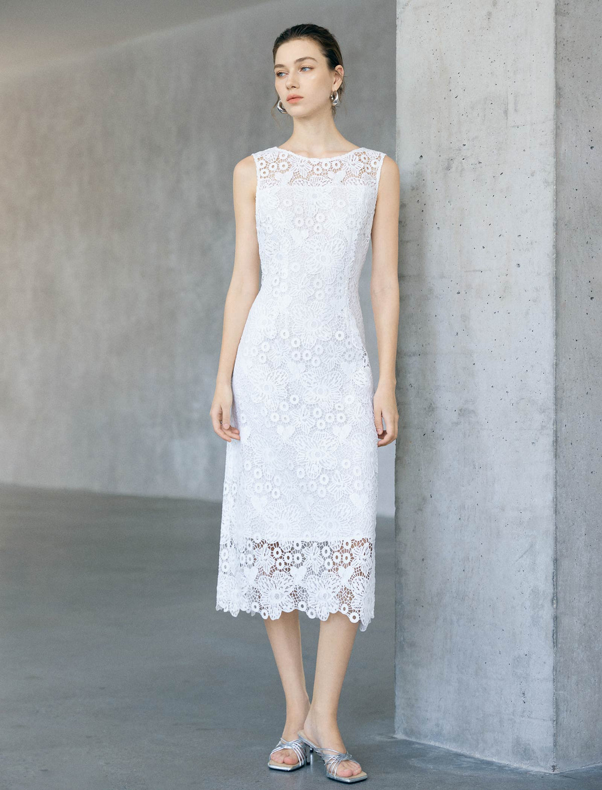 Sleeveless White Floral Crochet Lace Midi Dress
