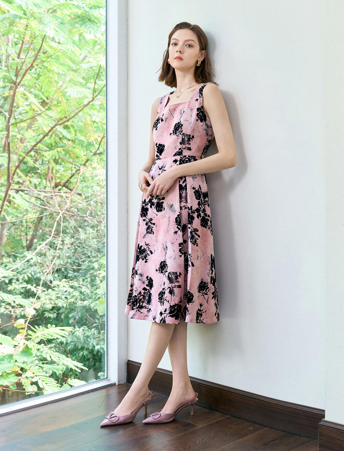 Blush Floral Sleeveless Midi Dress