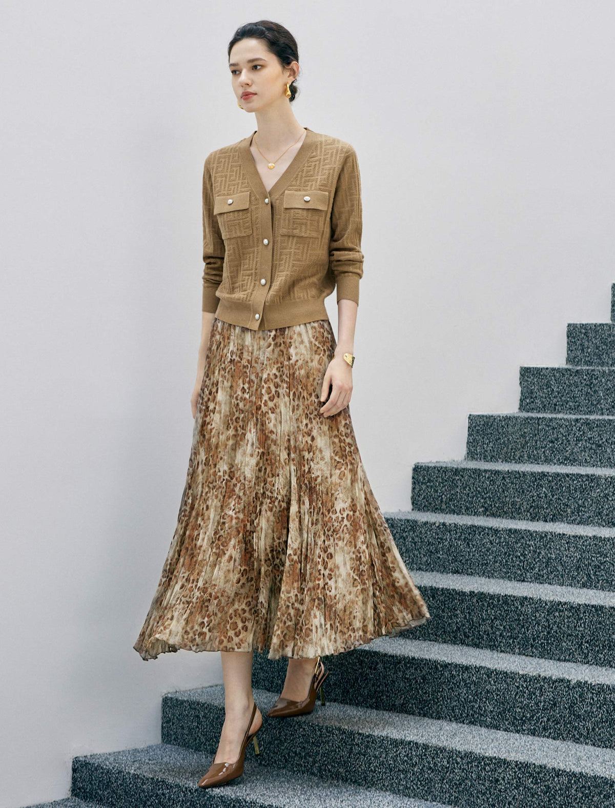 Retro Jacquard V-Neck Wool Blend Knit Cardigan