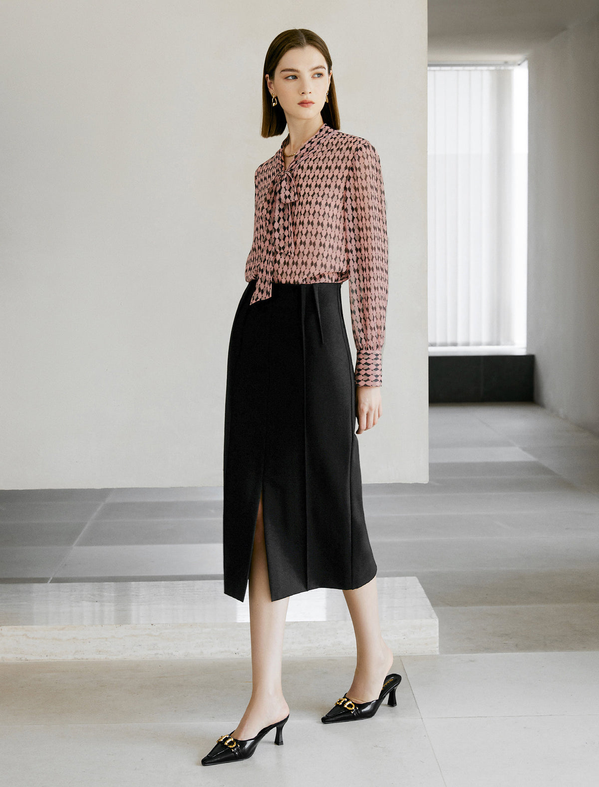 Black Front Slit Tailored Midi Pencil Skirt