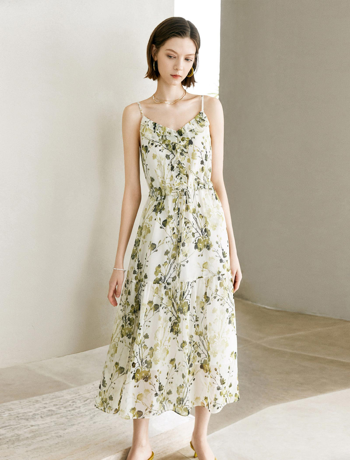 Green Floral Print Ruffled Sleeveless Midi Dress