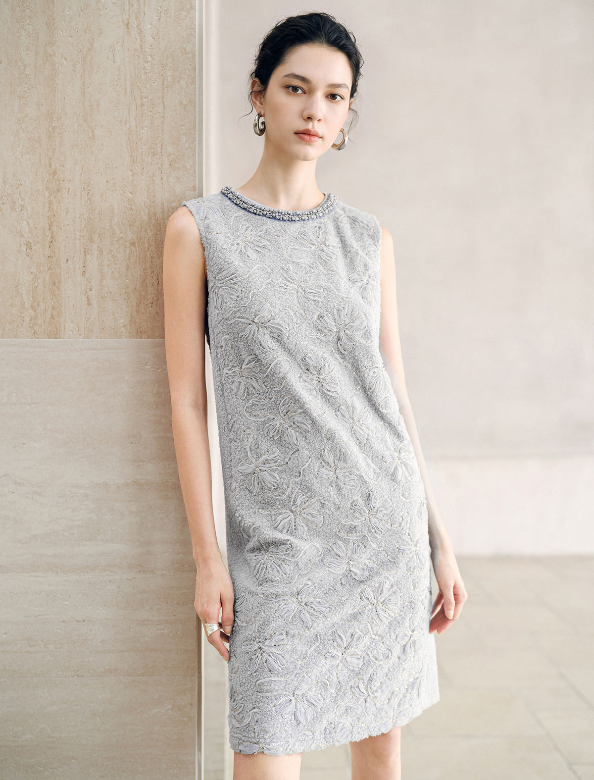 Beaded Neck 3D Floral Sleeveless Shift Dress