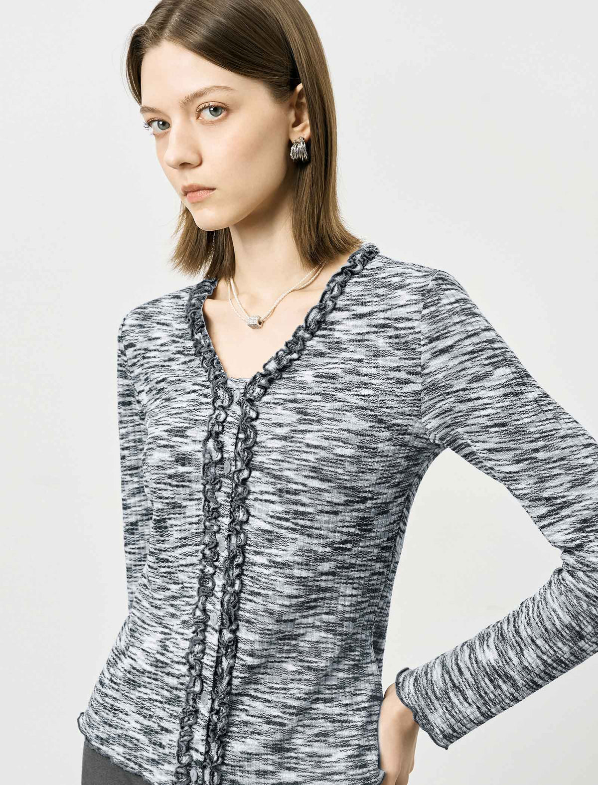 Gray V-Neck Slim Fit Long-Sleeve Knit Top