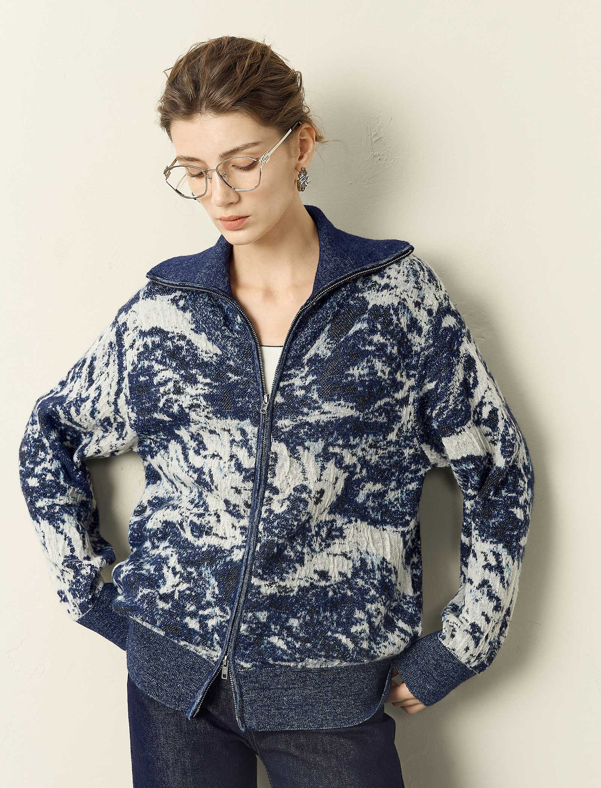 Patterned Zip-Up Knit Cardigan