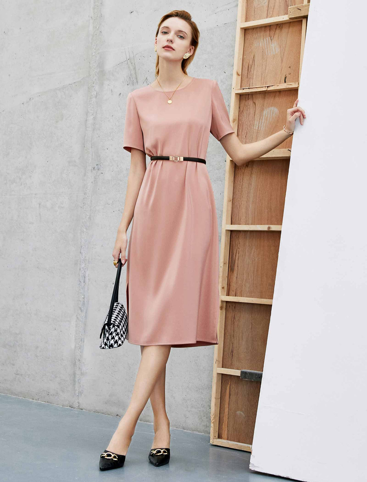 Round Neck Short Sleeve Waist-Cinched Dress