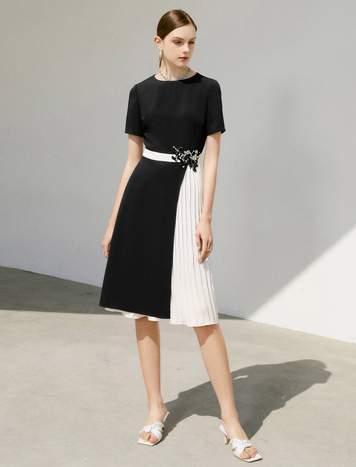 Round Neck Asymmetric Color-Block Dress