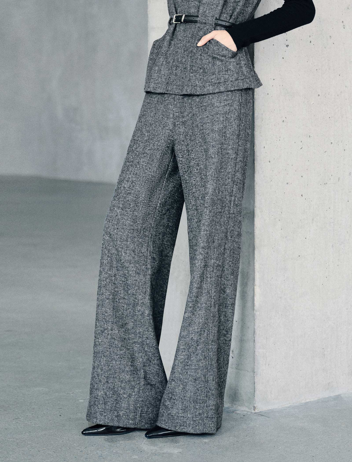 Wool Blend High-Waist Pocket Flare Pants