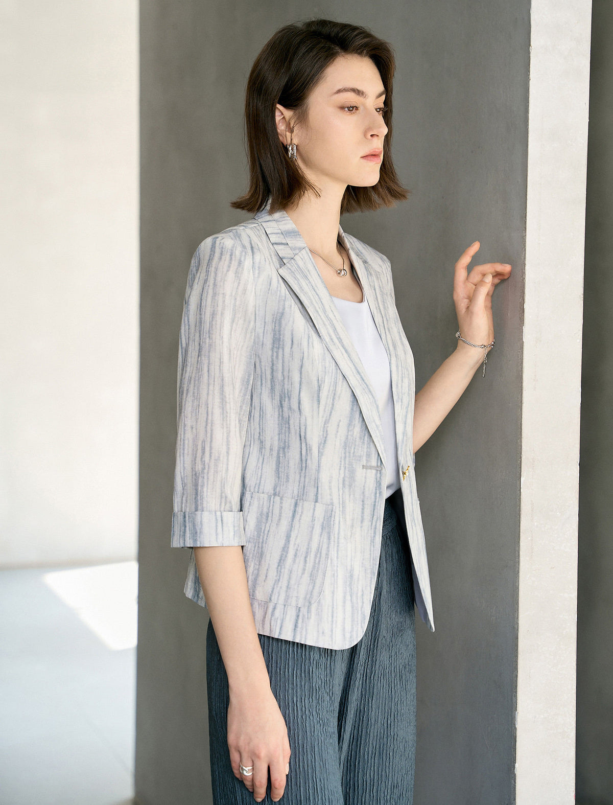 Linen Blend Three-Quarter Sleeve Striped Lapel Blazer