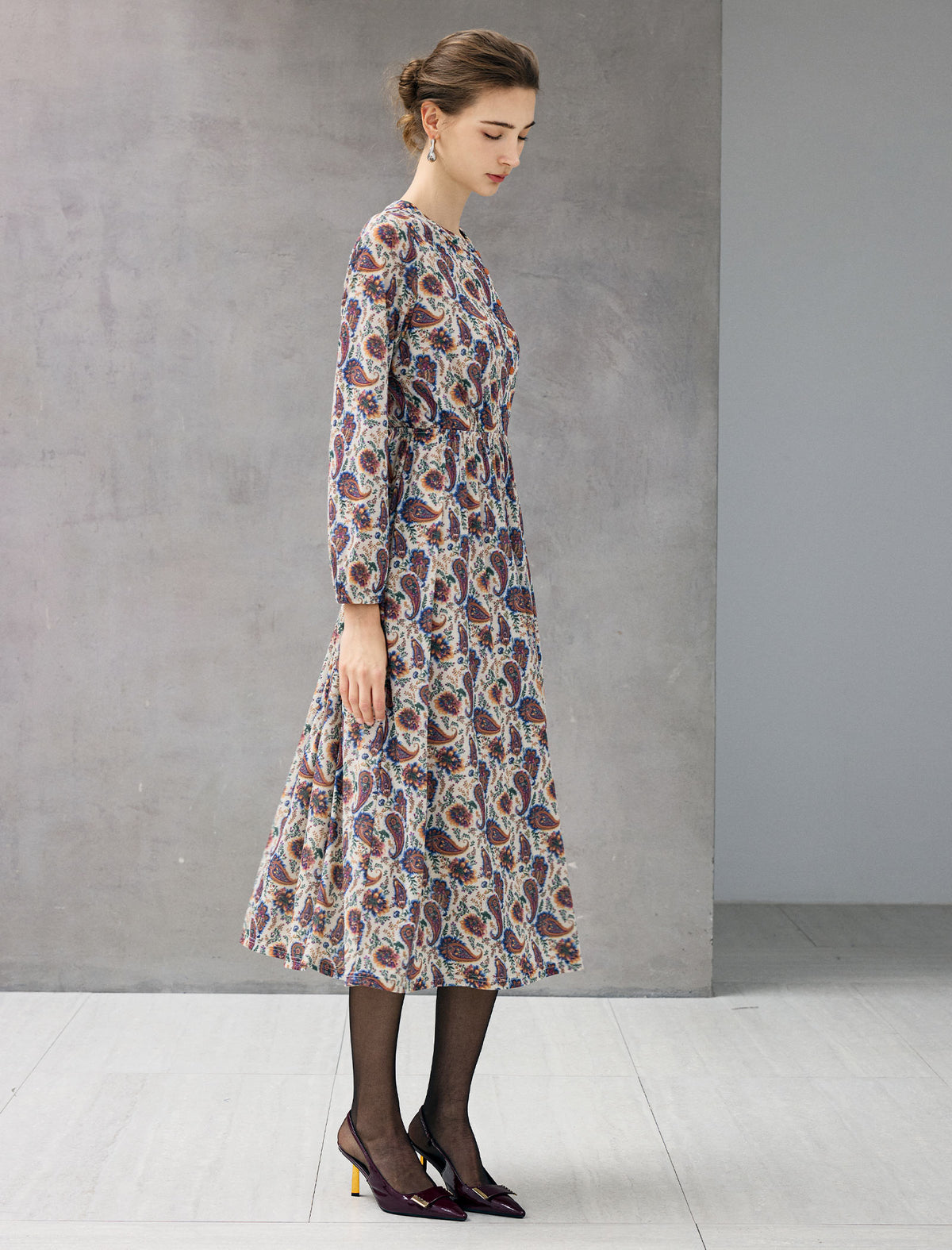 Paisley Print Stand-Collar Ruched-Waist Long Sleeve Midi Dress