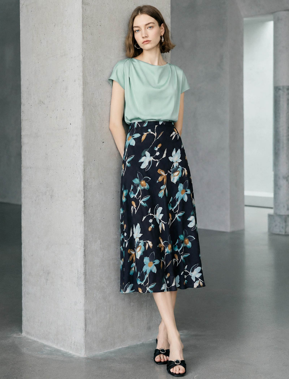 Mulberry Silk Floral Print Midi Skirt