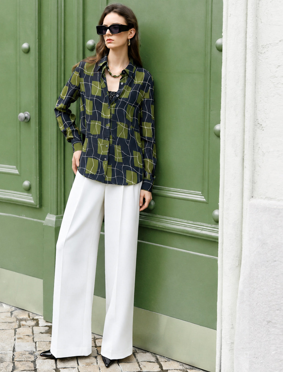 Abstract Grid Print Button-Down Blouse