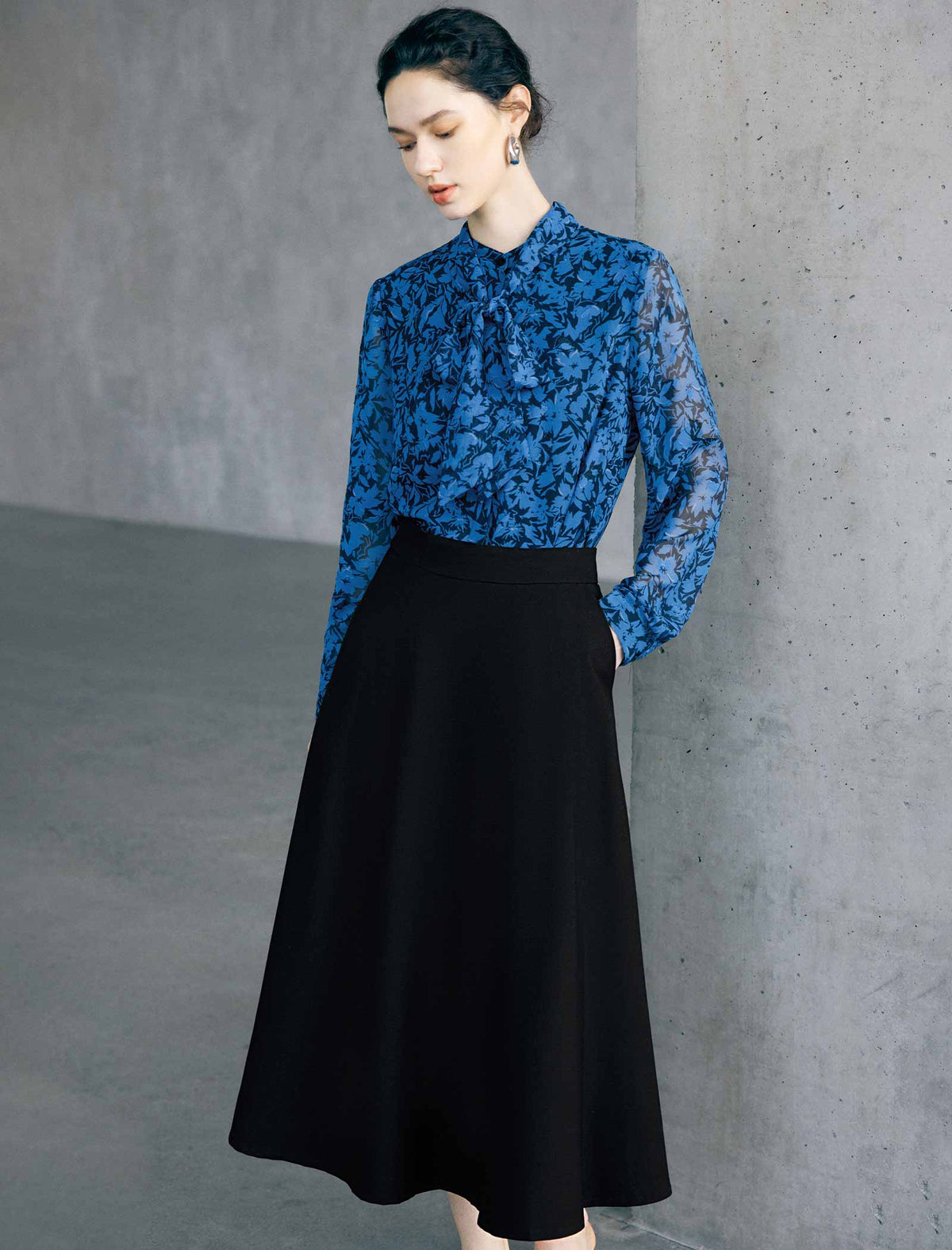 High-Waist Slimming Midi Umbrella Skirt