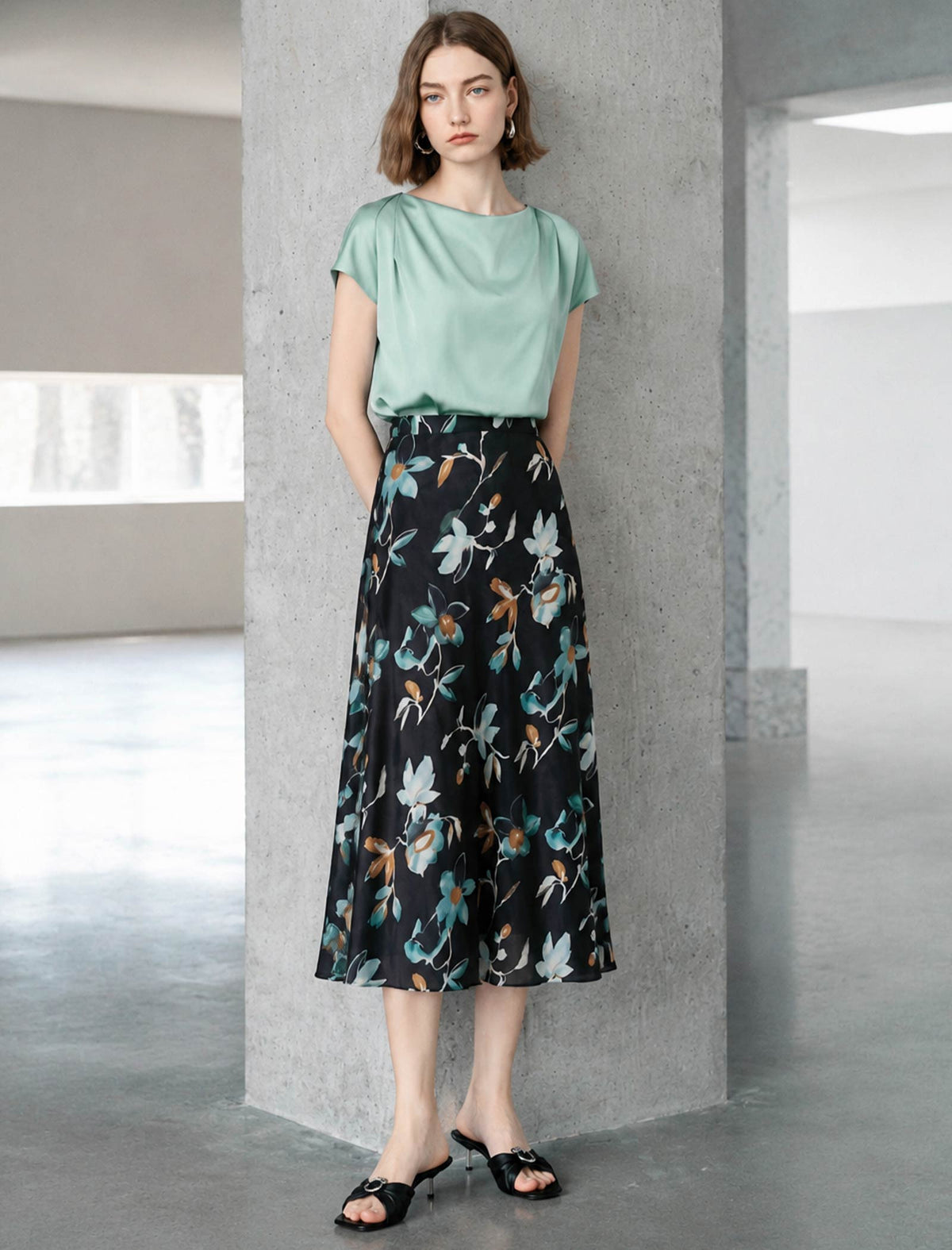 Mulberry Silk Floral Print Midi Skirt