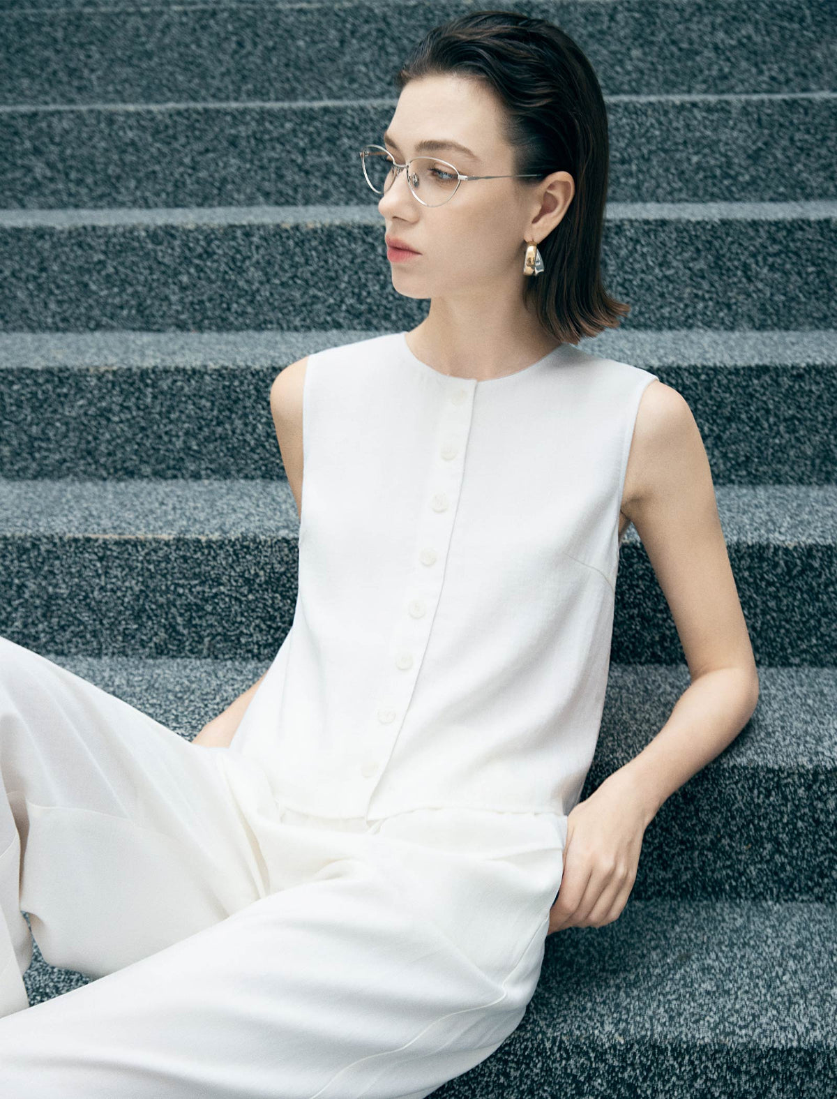 White Layered Hem Sleeveless Button Tank Top