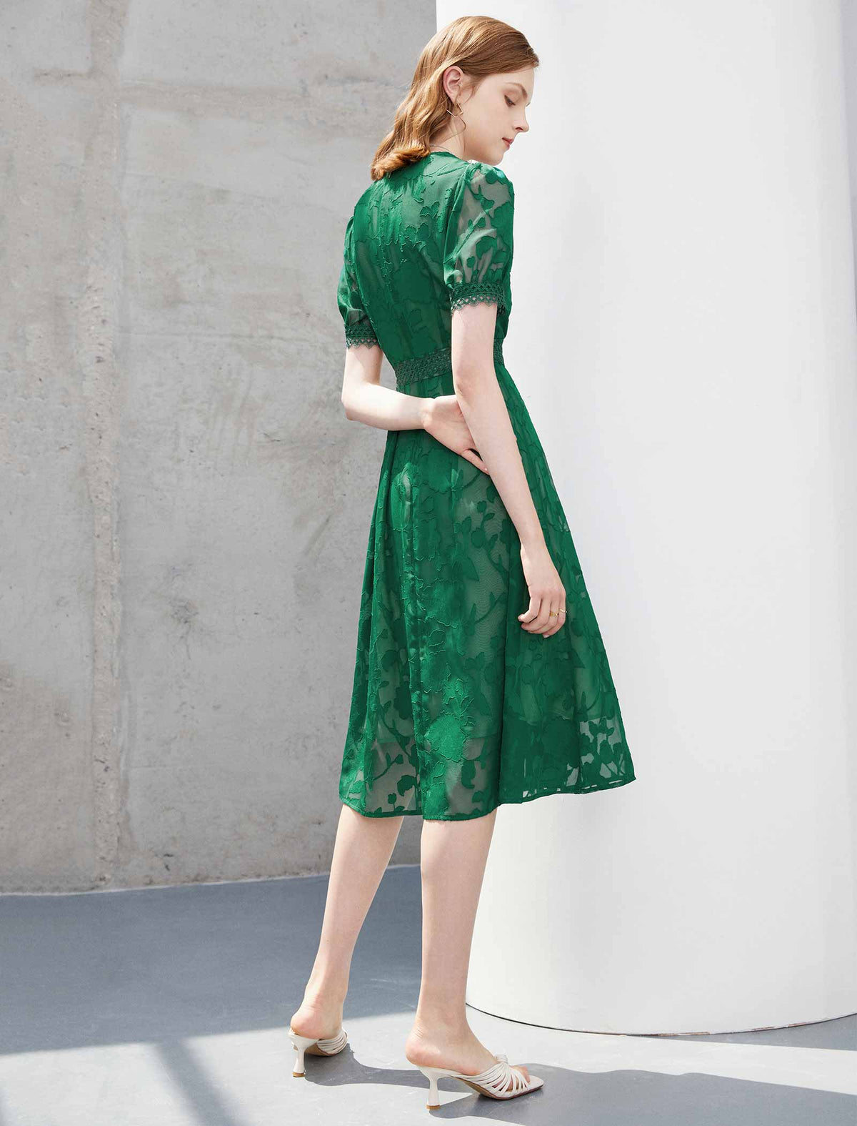 V-Neck Waist-Cinched Short Sleeve Dress