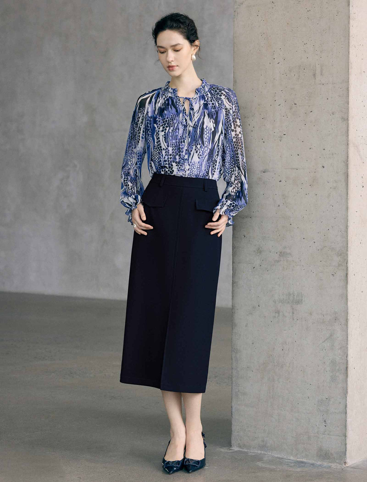 Abstract Floral Print Long Sleeve Office Blouse