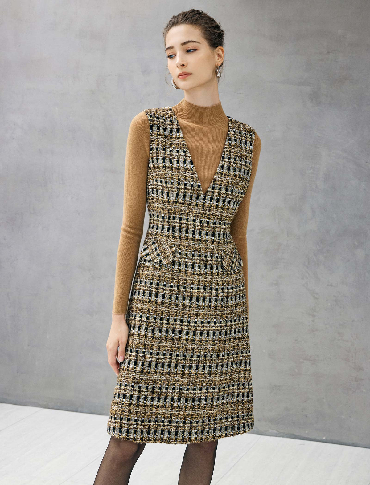 Wool Blend Plaid V-Neck Pocket Sleeveless Shift Dress