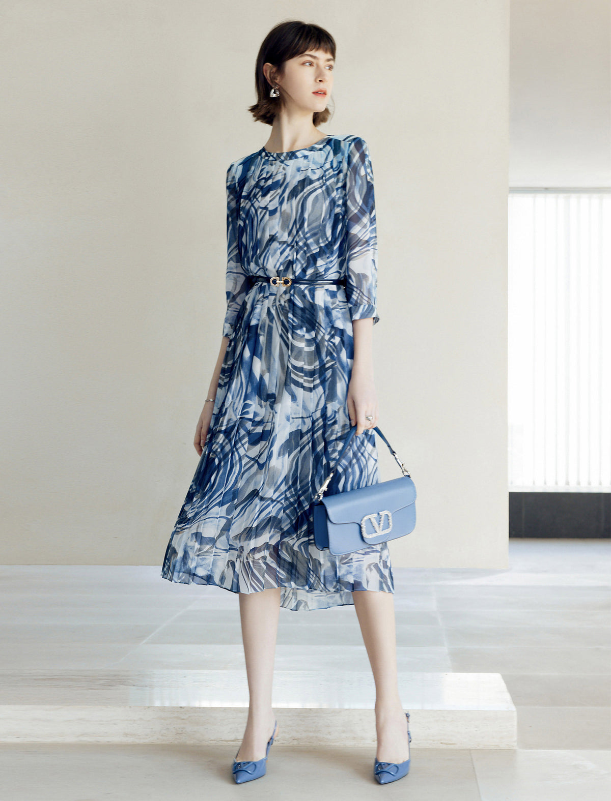 Navy Blue Abstract Print Pleated Midi Dress