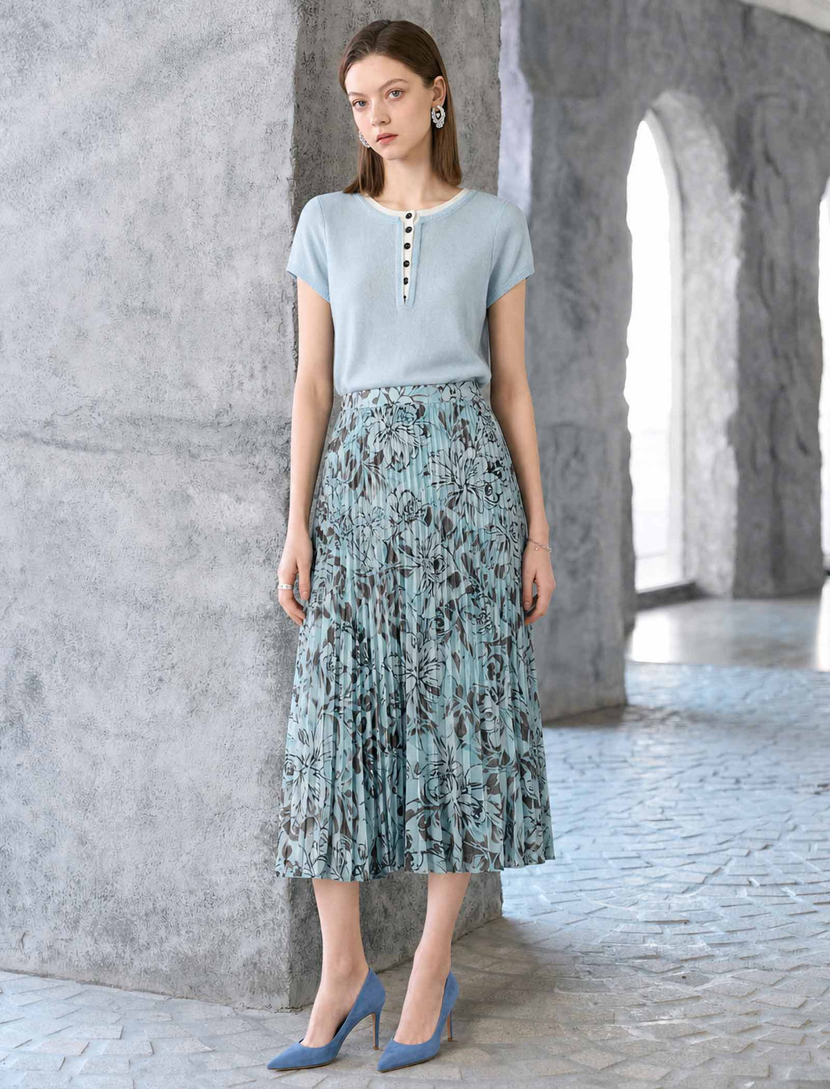 Abstract Print Pleated Midi Skirt