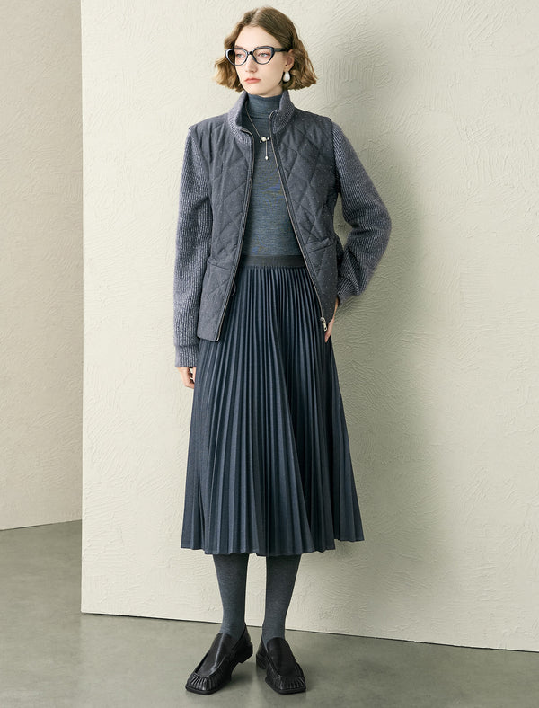 Polka Dot Quilted Knit Sleeve Jacket