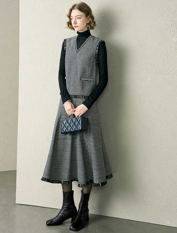 Houndstooth A-Line Wool-Blend Midi Skirt
