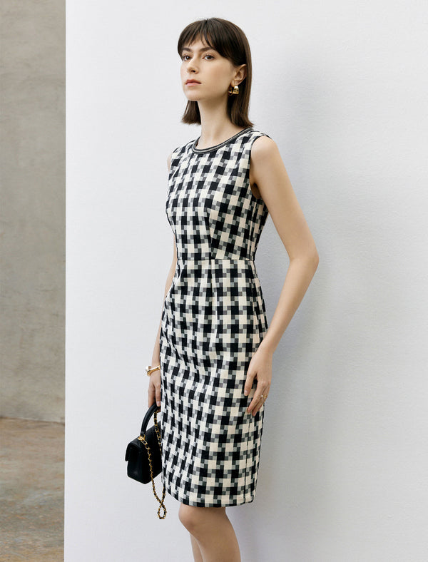 Checkered Sleeveless Sheath Dress