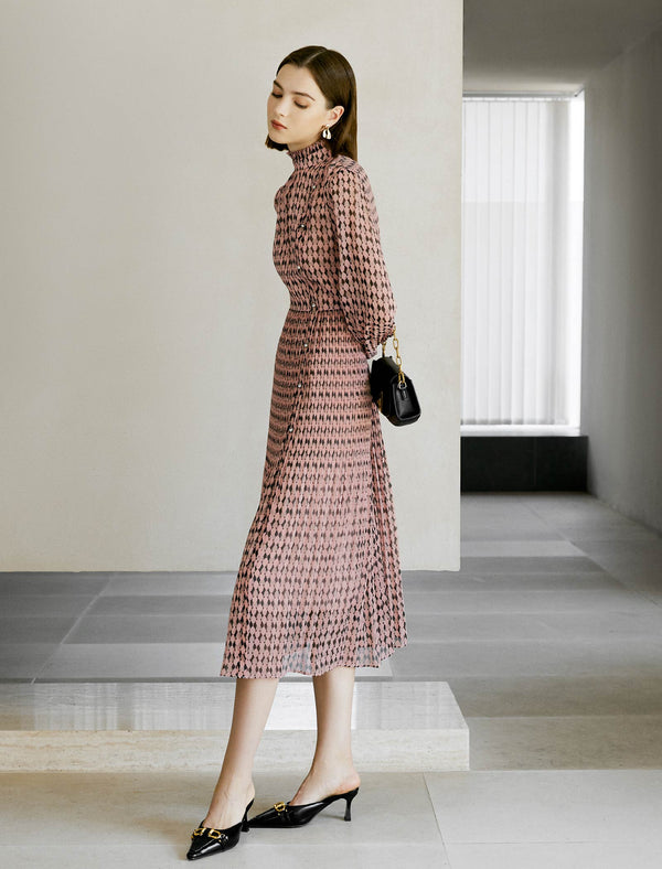 Geometric Print Ruffled Neckline Midi Dress