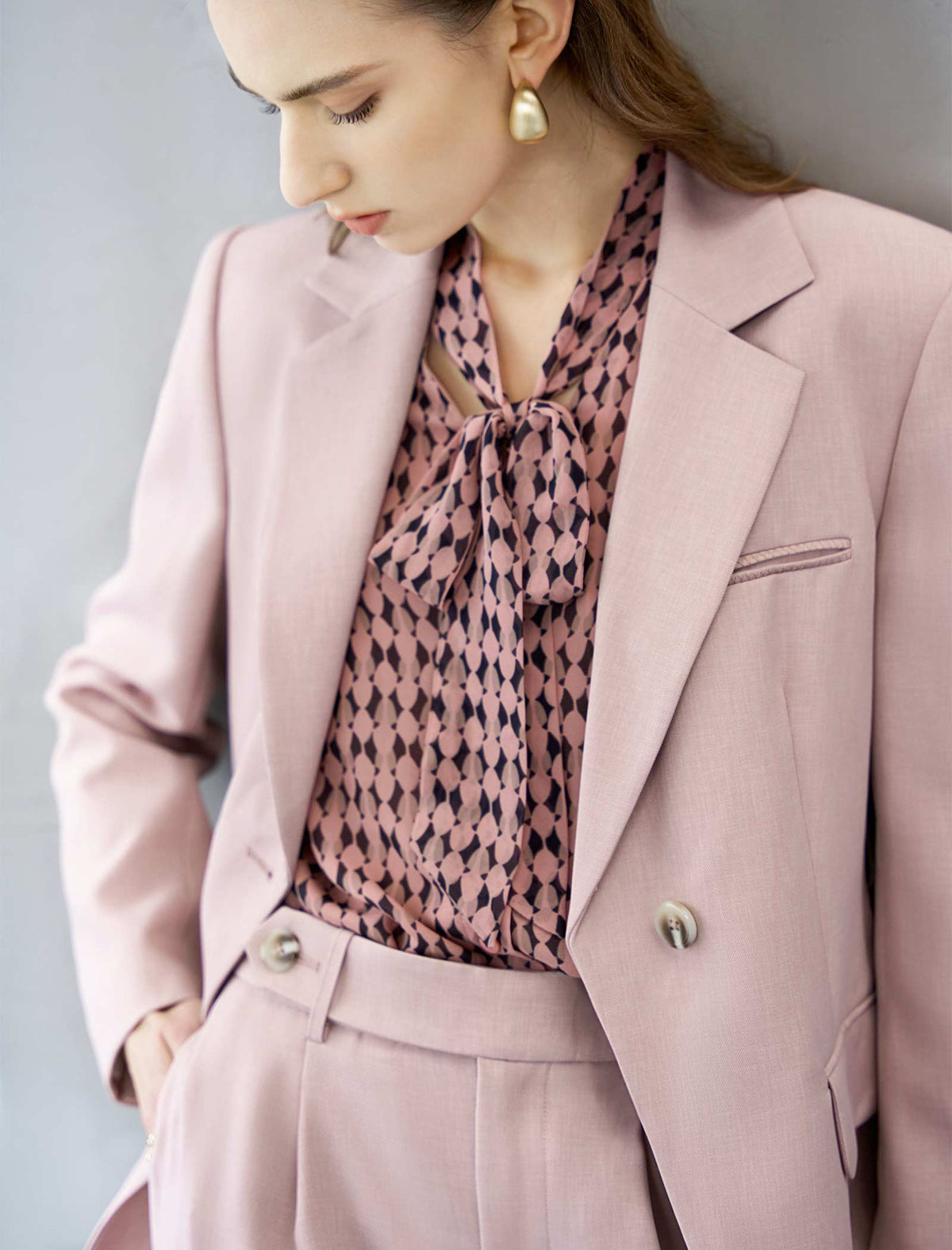 Soft Pink Single-Breasted Blazer