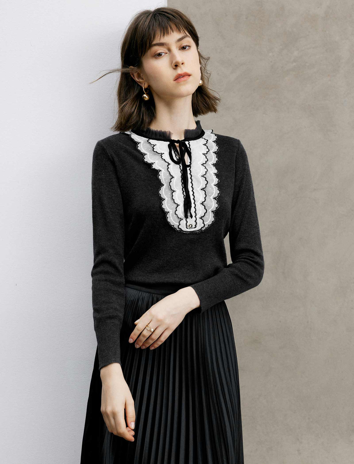 Lace Trim Knit Blouse