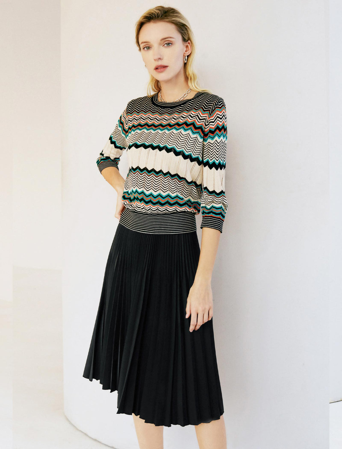 Solid Color Pleated A-Line Skirt