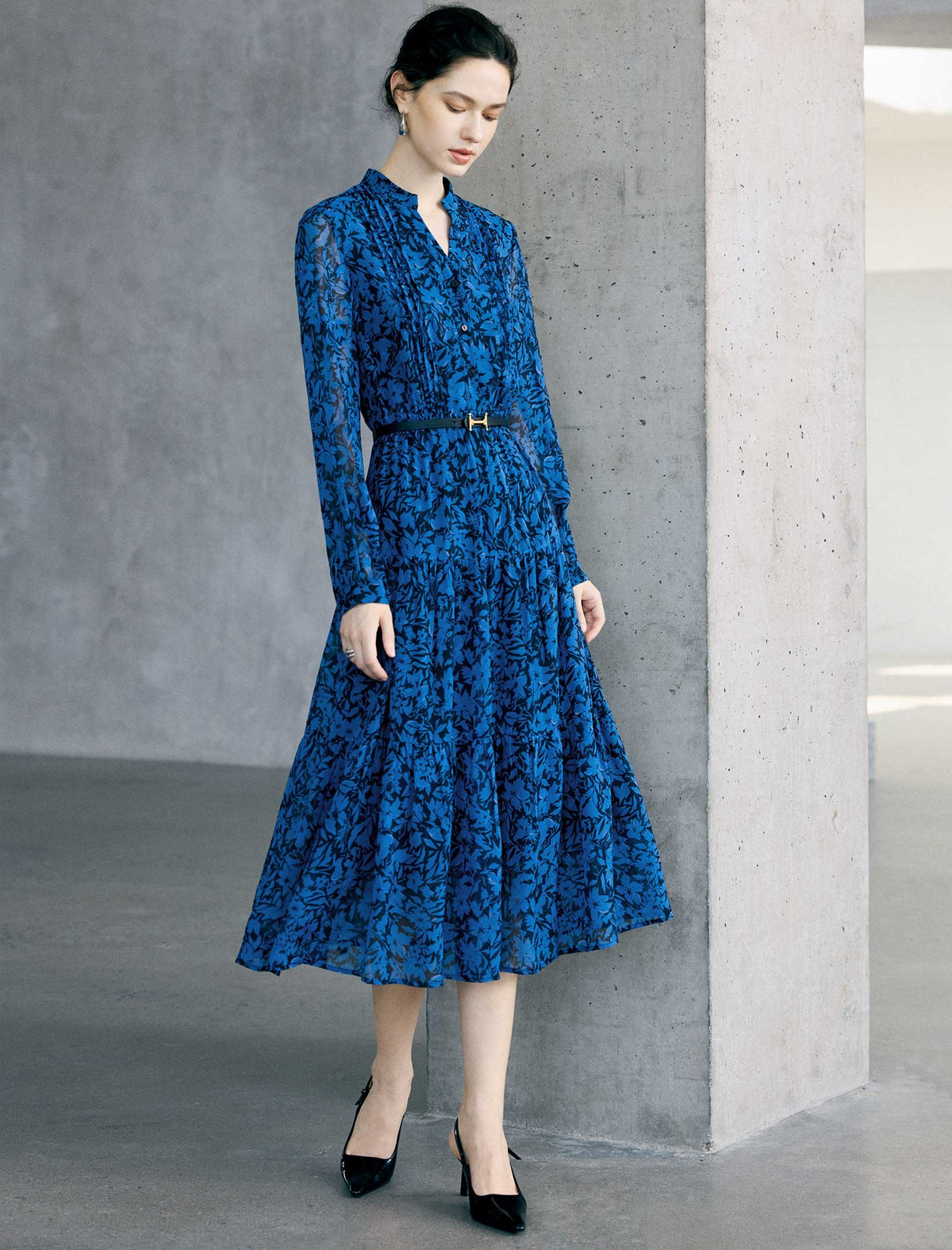 Floral Print Belted Pleated Midi Dress